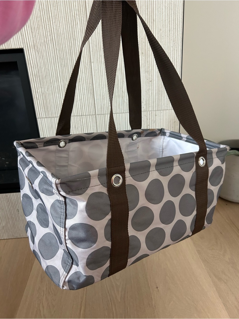 Thirty-One Items - Picture 10 of 13